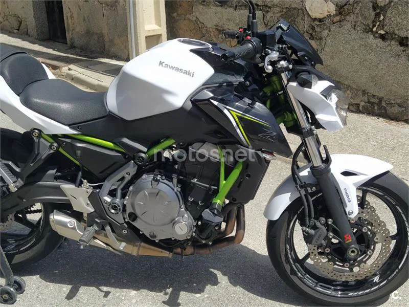 Kawasaki Z650 - Vista 5