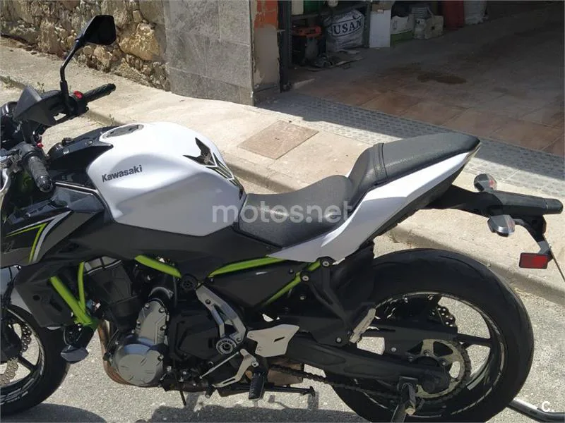 Kawasaki Z650 - Vista 7