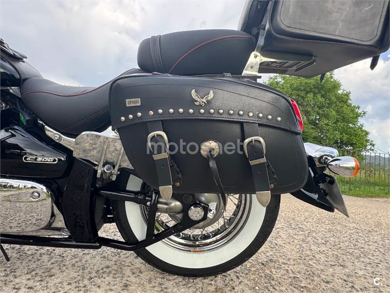 Suzuki Intruder C800 - Vista 7
