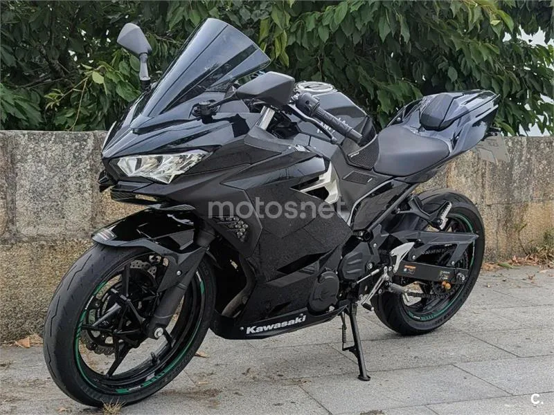 Kawasaki Ninja 400 - Vista 6