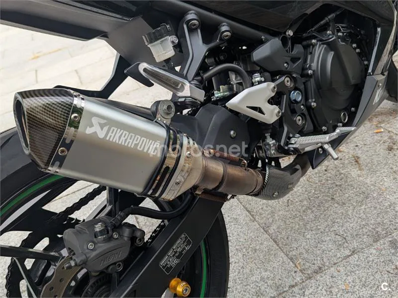 Kawasaki Ninja 400 - Vista 7