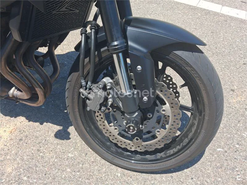 Kawasaki Z800 - Vista 13