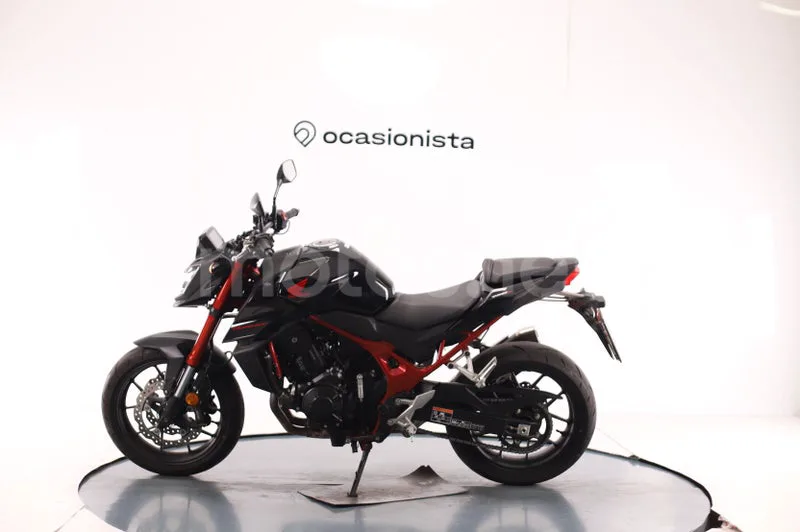 Honda CB750 Hornet - Vista 5