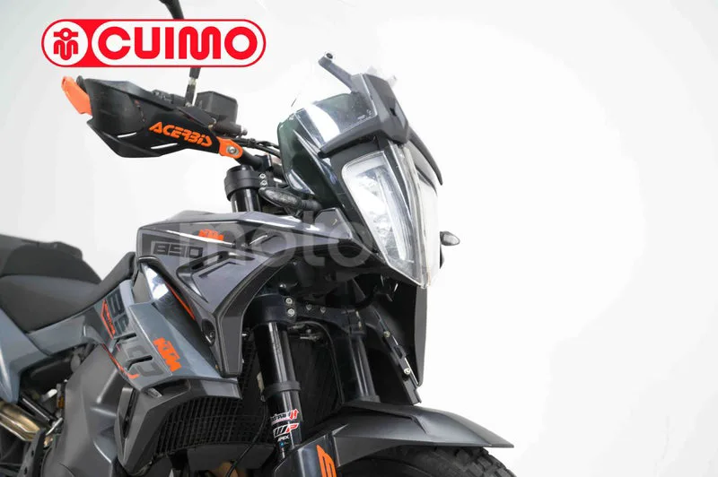 KTM 890 – Vista 11