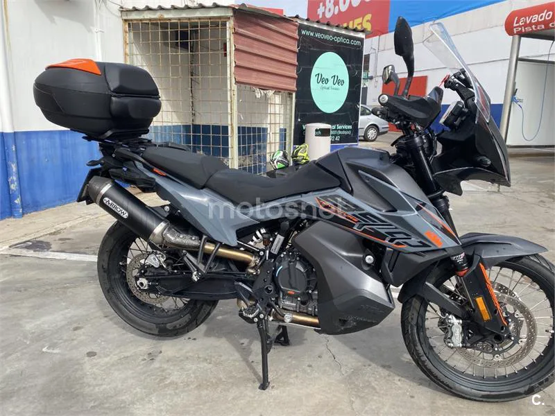 KTM 890 – Vista 5