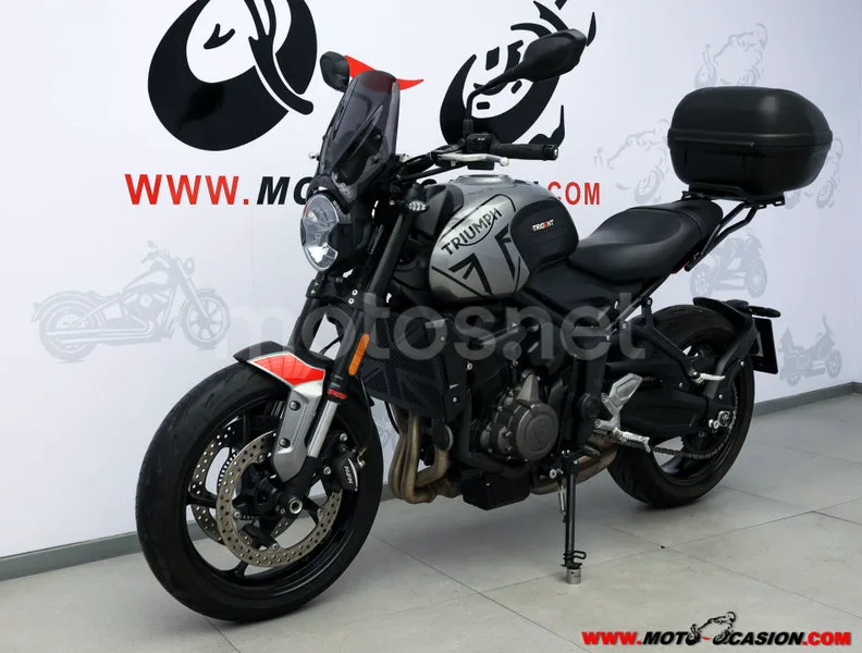 Triumph Trident 660 - Vista 7