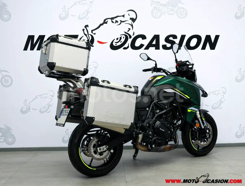 Benelli TRK 702 - Vista 3