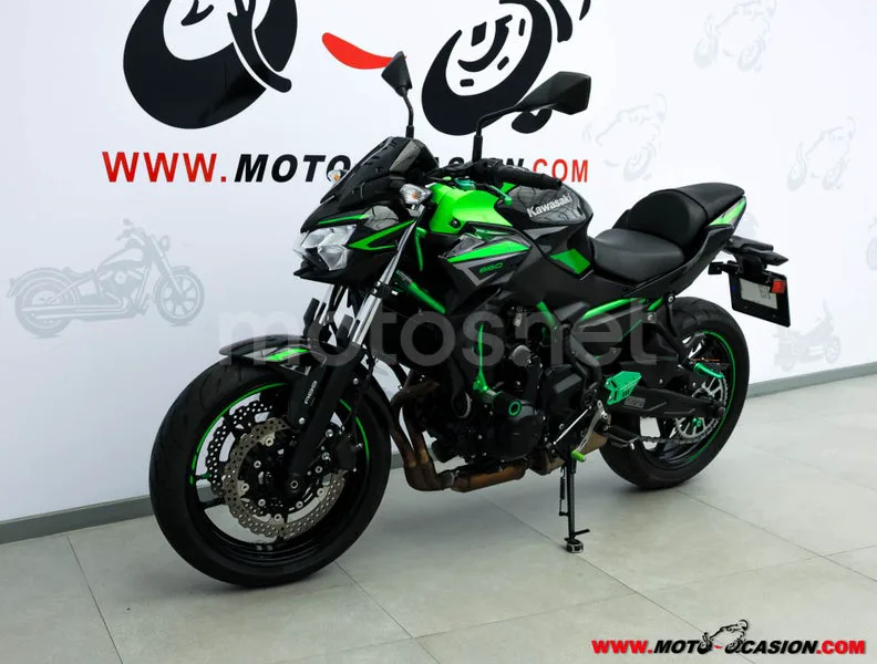 Kawasaki Z650 - Vista 8