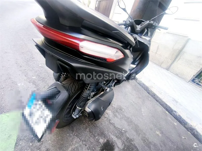Piaggio MP3 530 Exclusive - Vista 10