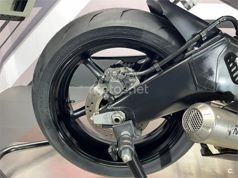 Yamaha YZF-R6 - Vista 14
