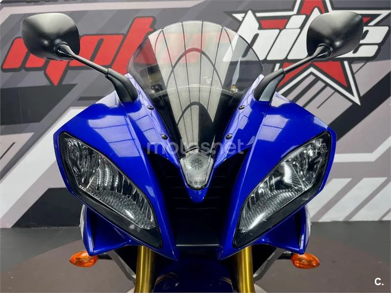 Yamaha YZF-R6 - Vista 17