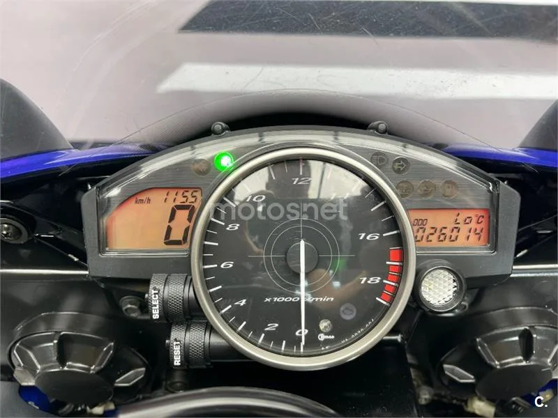 Yamaha YZF-R6 - Vista 6