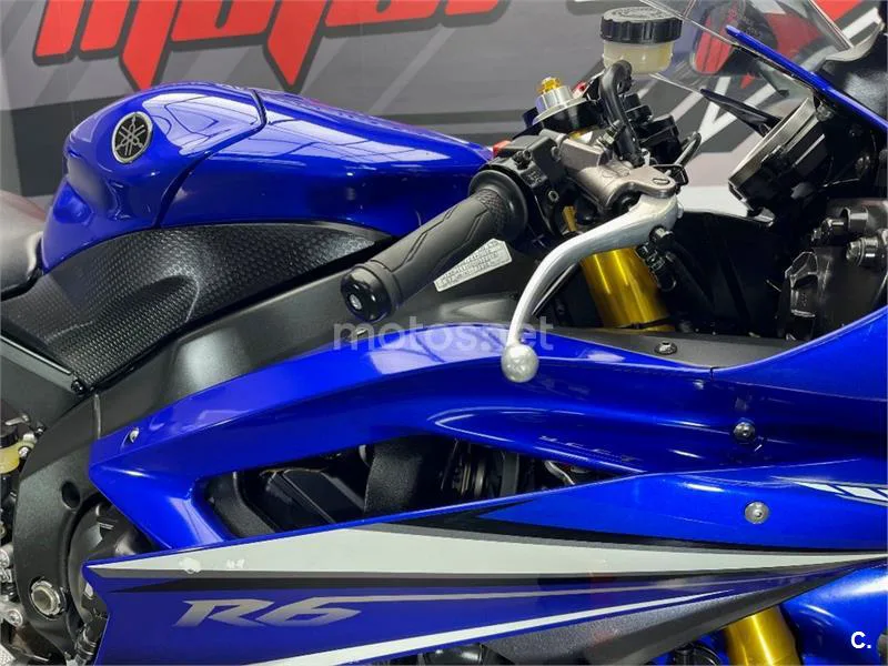 Yamaha YZF-R6 - Vista 10