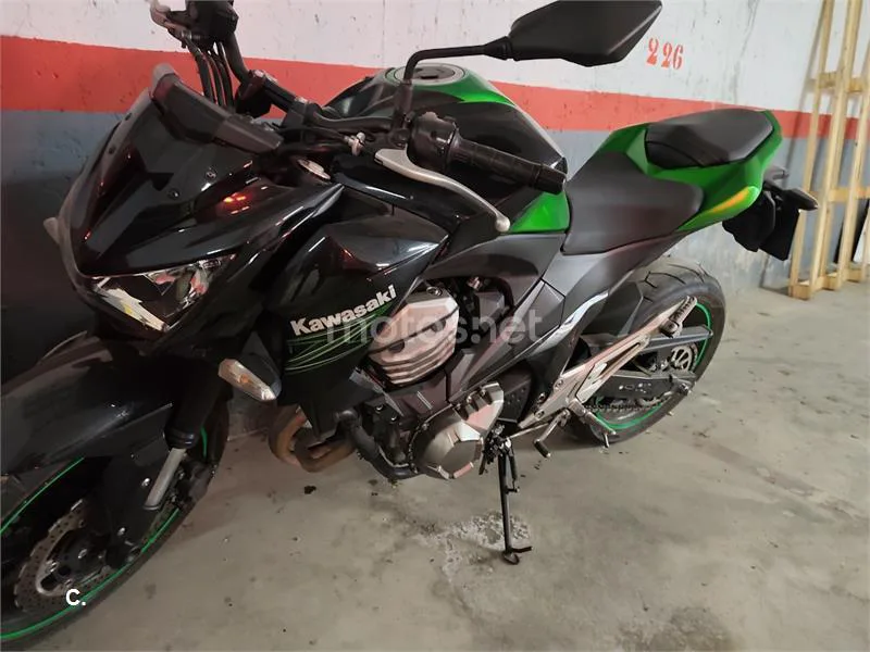 Kawasaki Z800 - Vista 5