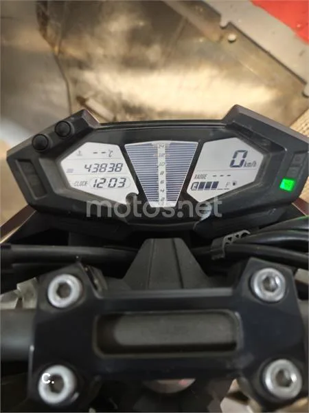 Kawasaki Z800 - Vista 7