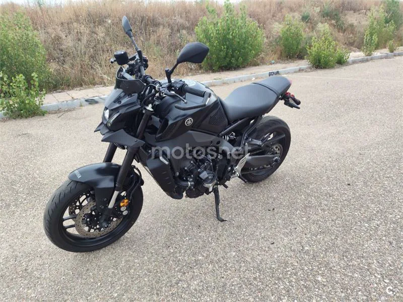 Yamaha MT-09 - Vista 3