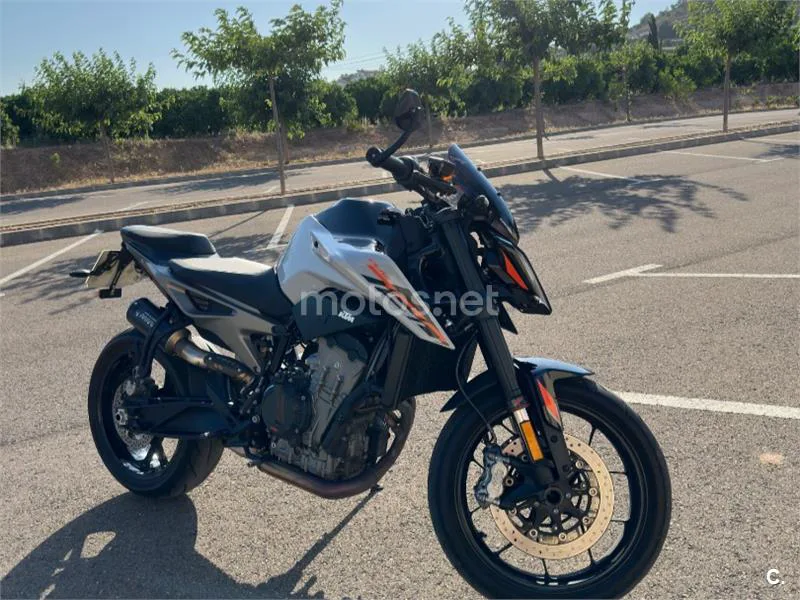 KTM 790 – Vista 8
