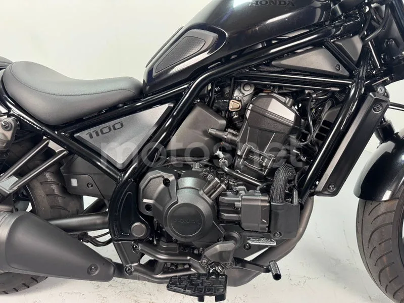 Honda Rebel 1100 - Vista 17