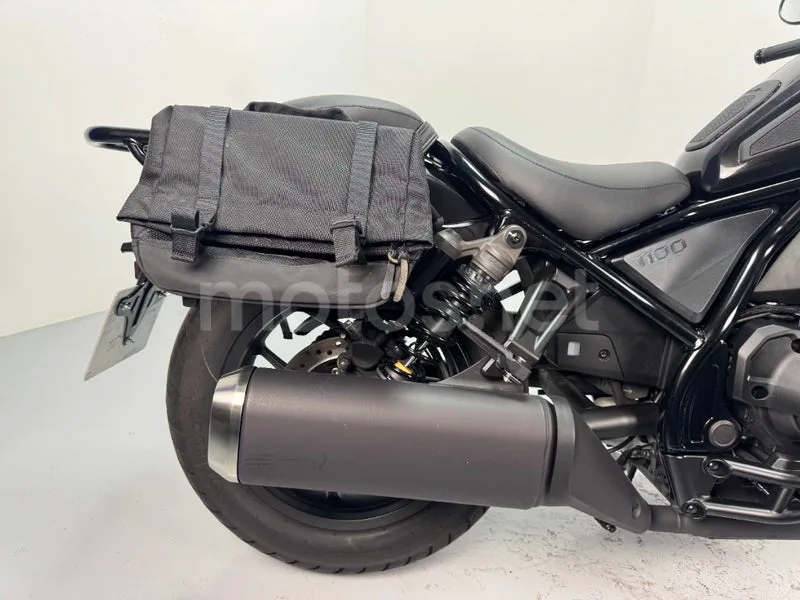 Honda Rebel 1100 - Vista 22