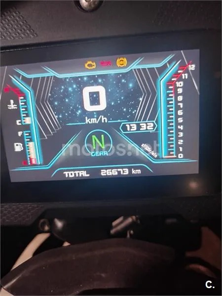 QJ Motor SRT 700 – Vista 10