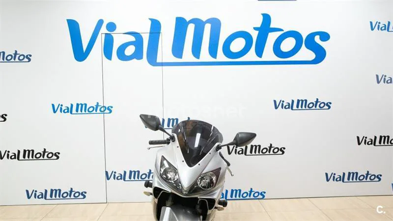 Honda CBR600F - Vista 3