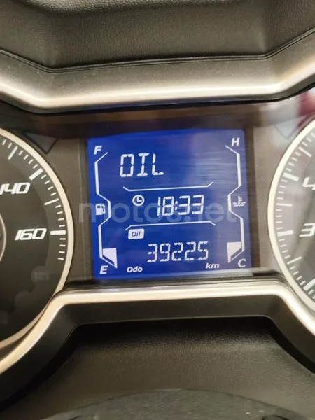 Yamaha XMAX 300 - Vista 15