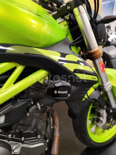 Benelli 302 S - Vista 5
