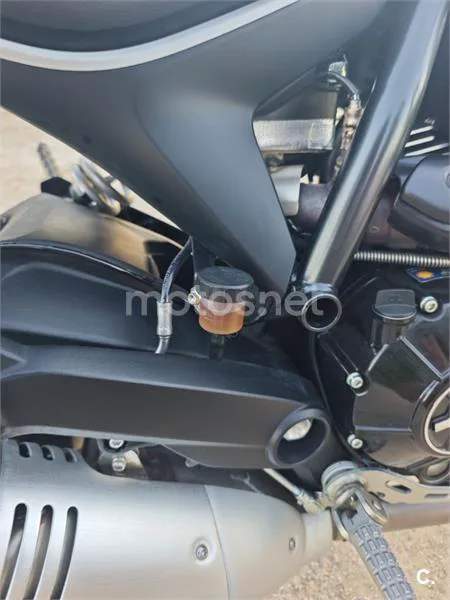 Ducati Scrambler – Vista 13