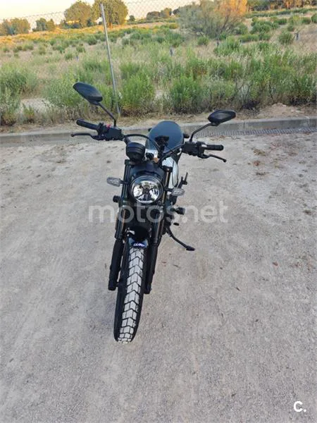Ducati Scrambler – Vista 3