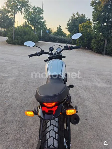 Ducati Scrambler – Vista 9