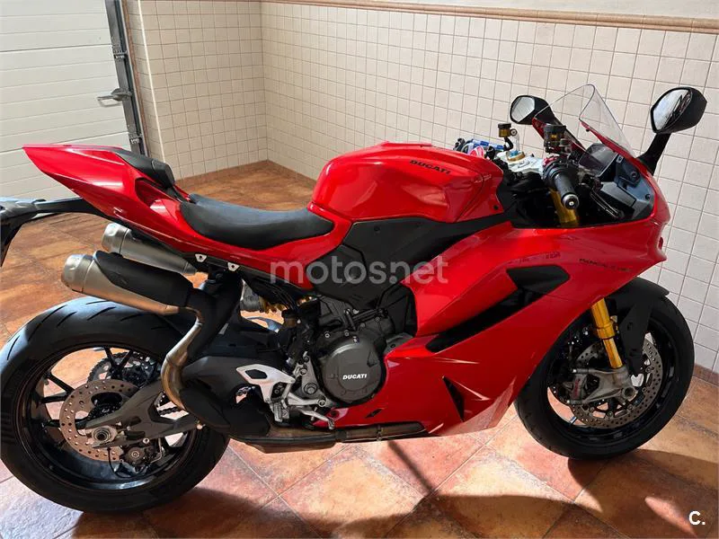 Ducati Panigale V2 16.900 € 2025 Valencia - 2