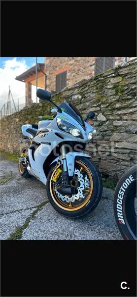 Yamaha YZF-R1 10.999 € 2006 Madrid - 2