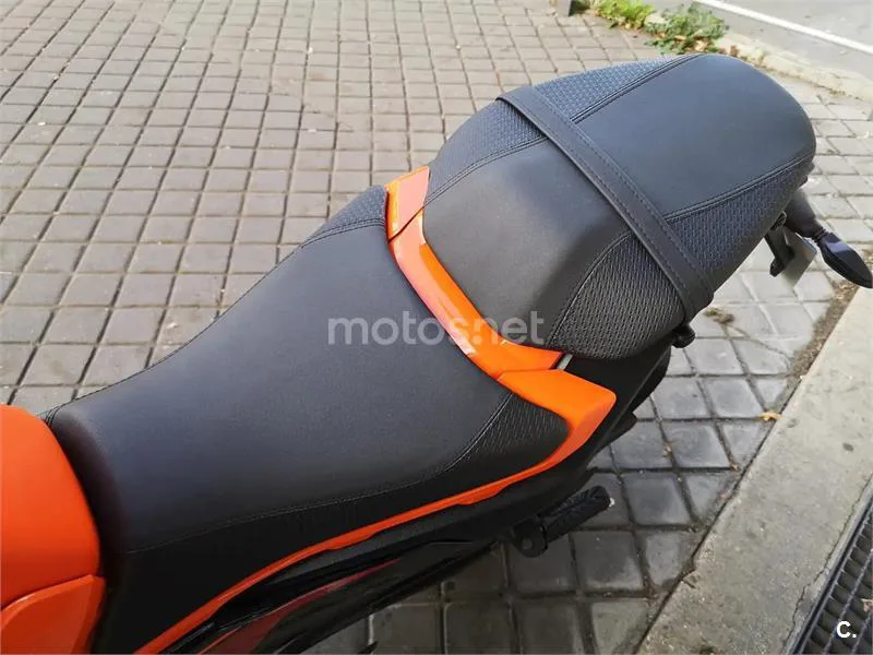 KTM 390 – Vista 6
