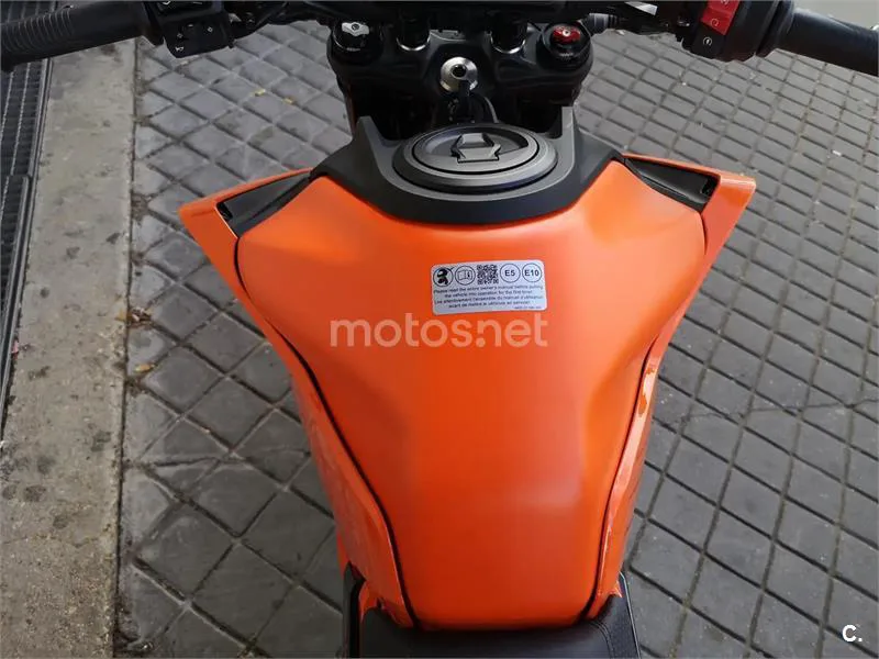 KTM 390 – Vista 7
