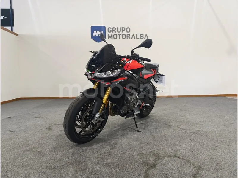 Aprilia Tuono 660 - Vista 4