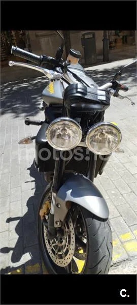 Triumph Street Triple R - Vista 3