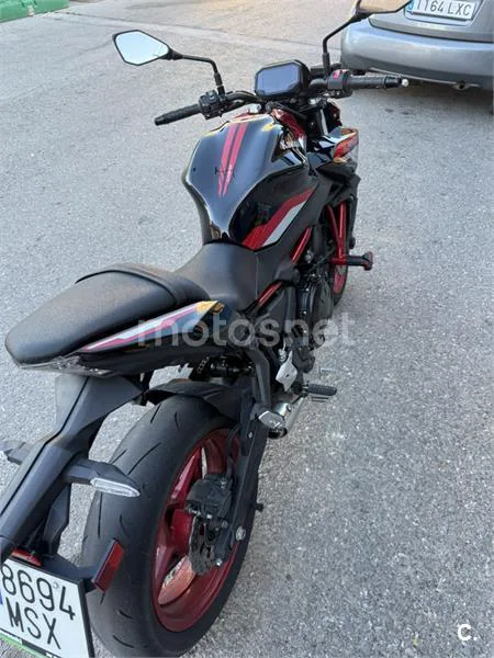 Kawasaki Z650 - Vista 3