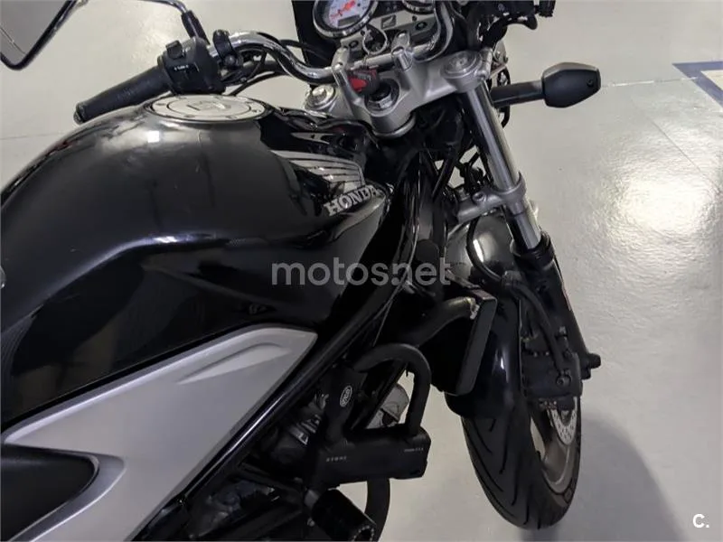 Honda VTR250 - Vista 3