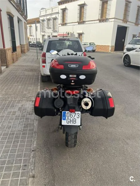 Suzuki V-Strom 650 - Vista 12