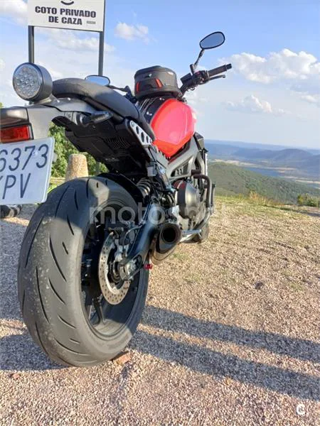 Yamaha XSR900 - Vista 3