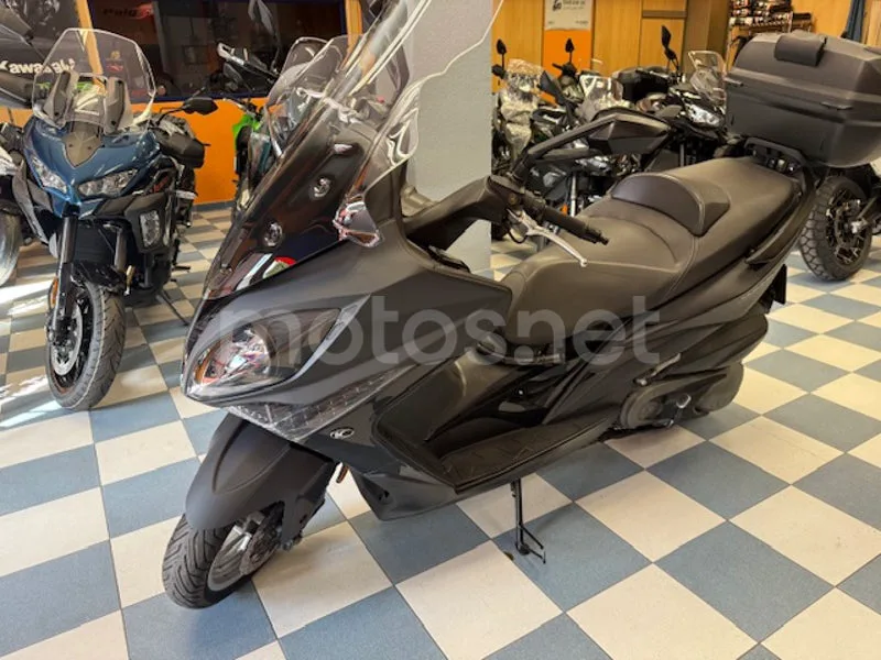 Kymco Xciting 400 - Vista 13