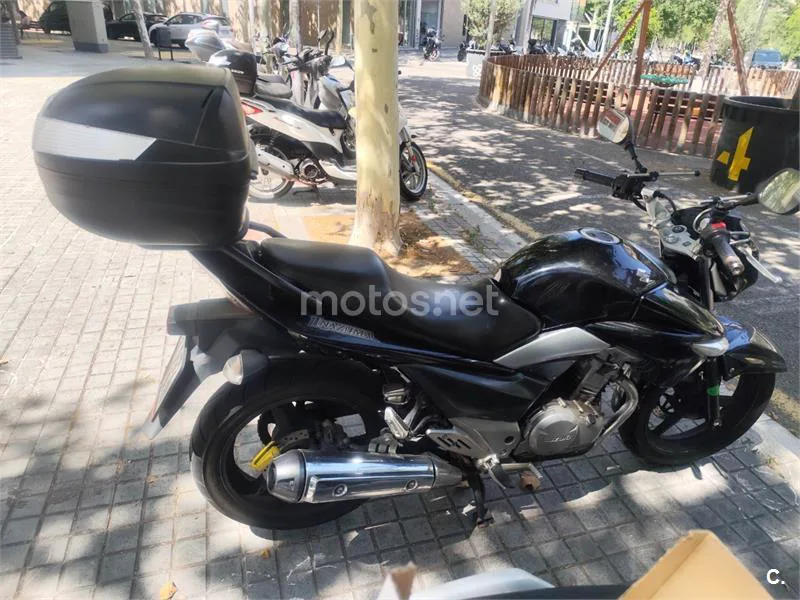 Suzuki Inazuma 250 1500 € 2014 Barcelona - 2