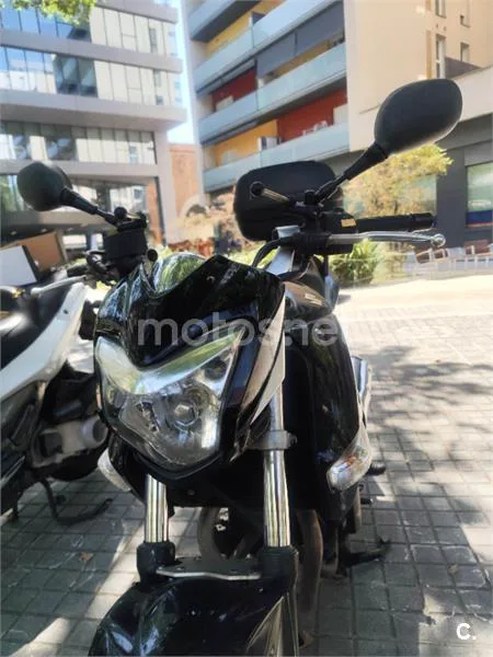 Suzuki Inazuma 250 - Vista 6