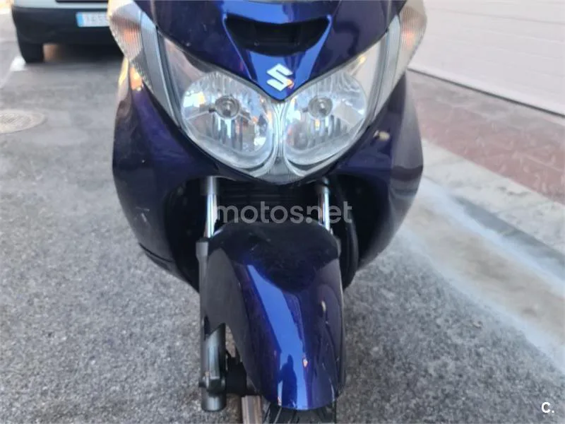Suzuki Burgman 400 - Vista 3