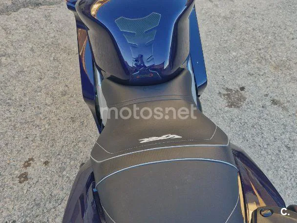 Honda VFR800F - Vista 4