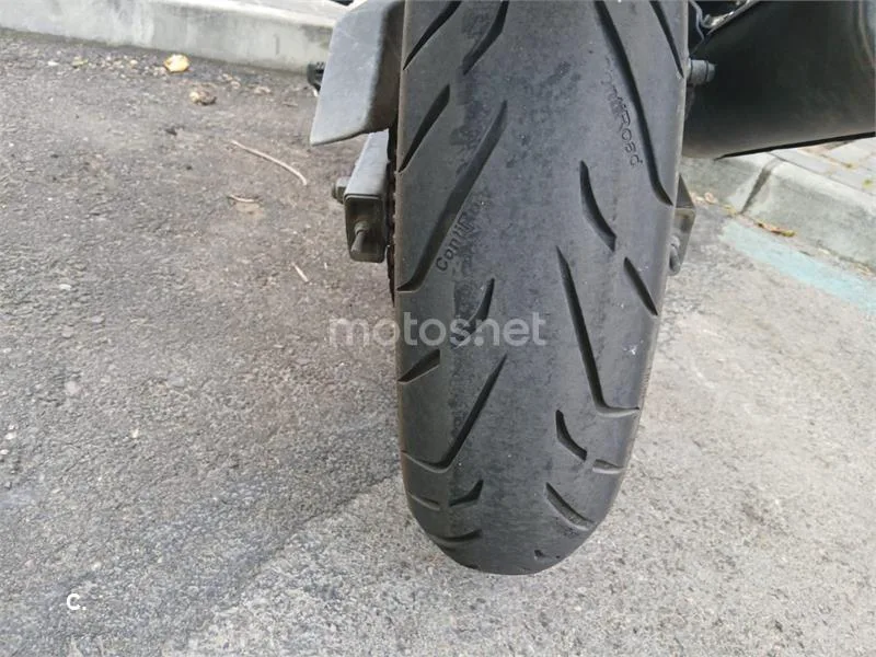 Suzuki GS 500 F – Vista 9