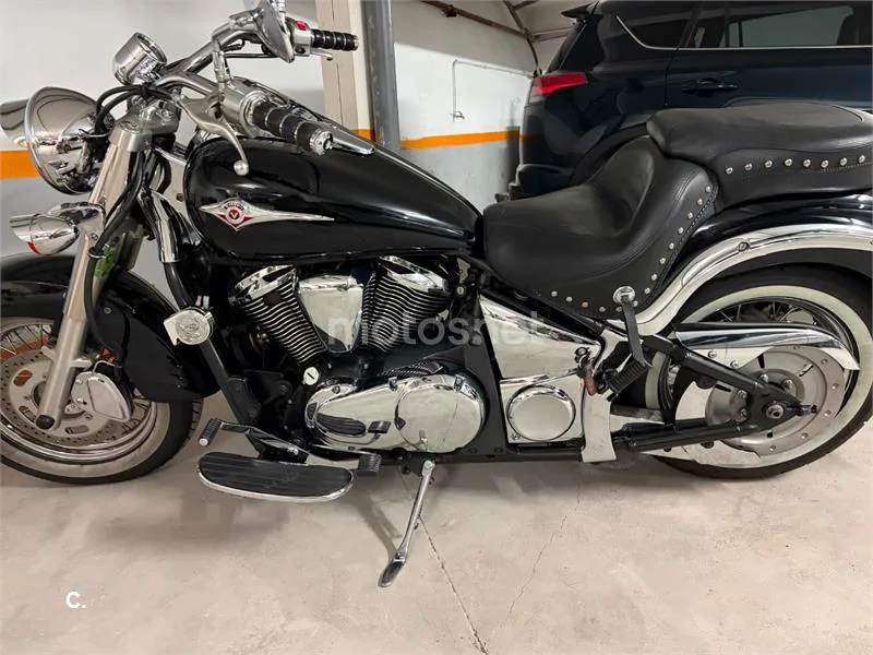 Kawasaki VN900 Classic - Vista 4