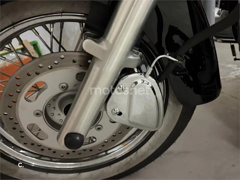 Kawasaki VN900 Classic - Vista 6