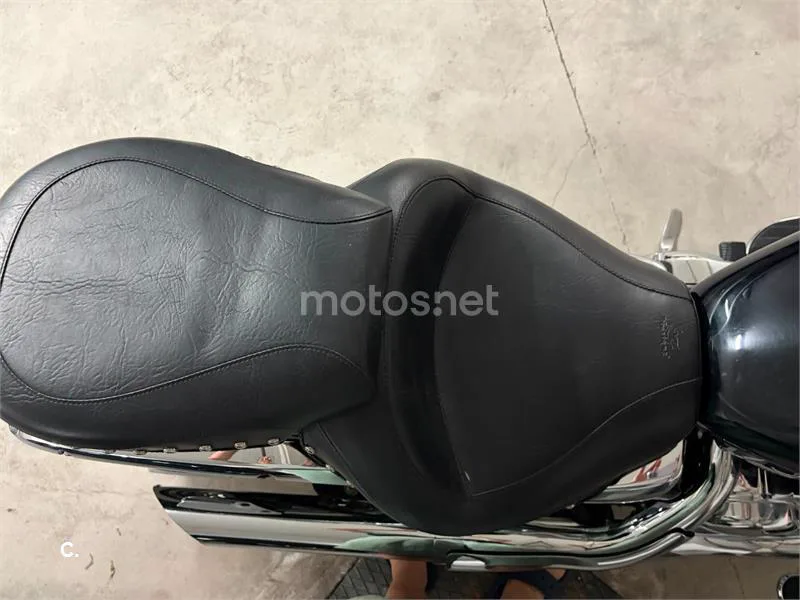 Kawasaki VN900 Classic - Vista 9