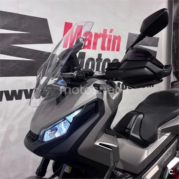 Honda X-ADV - Vista 7